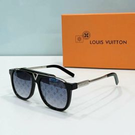 Picture of LV Sunglasses _SKUfw57303543fw